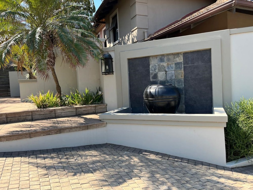 House for sale in uMhlanga Rocks - 1ND1671447