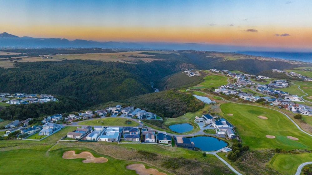 Security estate home for sale in Oubaai - GEO1668357 Security estate home for sale in Oubaai - GEO1668357