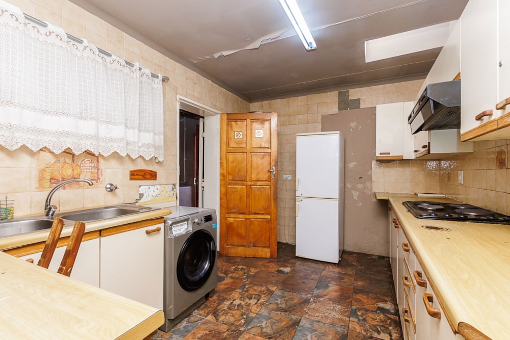 House for sale in Westdene, Johannesburg - GRE1668404 House for sale in Westdene, Johannesburg - GRE1668404