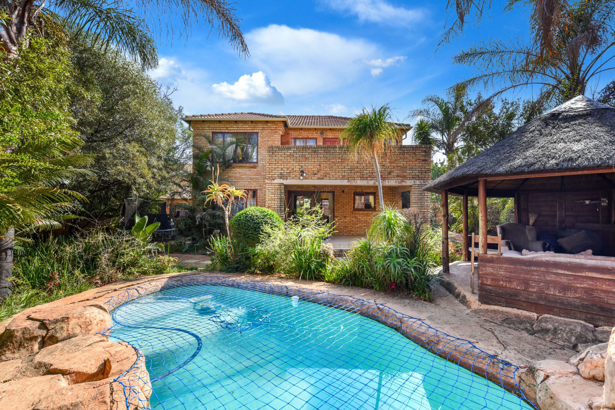 Townhouse for sale in Craigavon - FW1670939