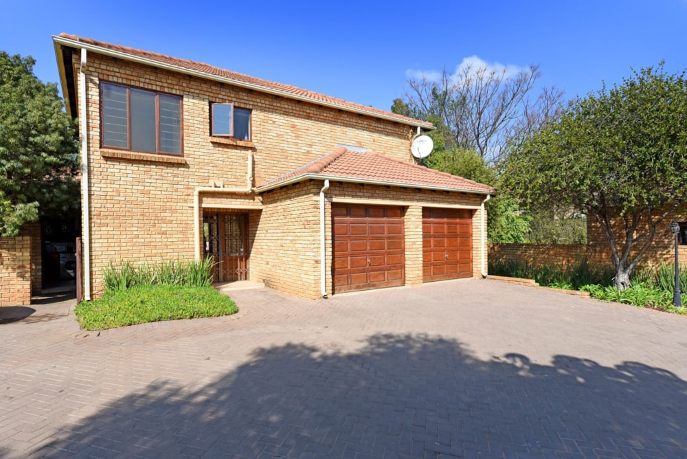 Townhouse for sale in Craigavon - FW1670939 Townhouse for sale in Craigavon - FW1670939