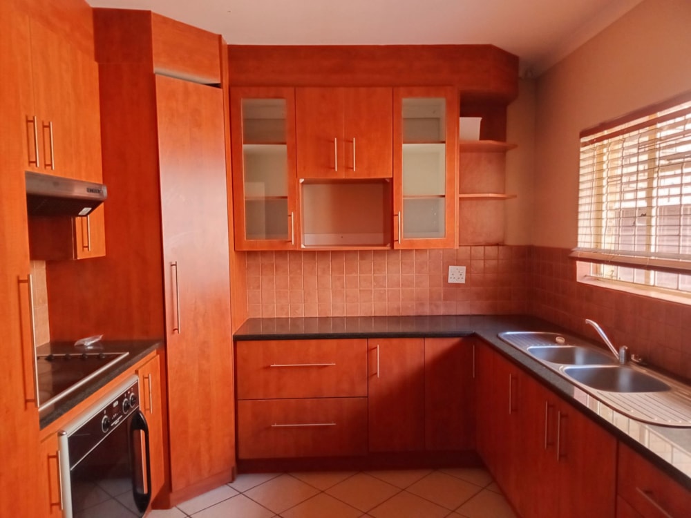 House let in White River Ext 49 - 1WR1699545 House let in White River Ext 49 - 1WR1699545