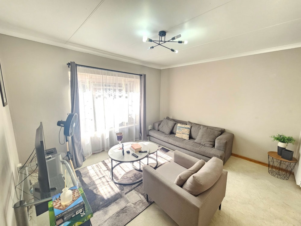 Townhouse for sale in Hutten Heights - 1NW1669855 Townhouse for sale in Hutten Heights - 1NW1669855