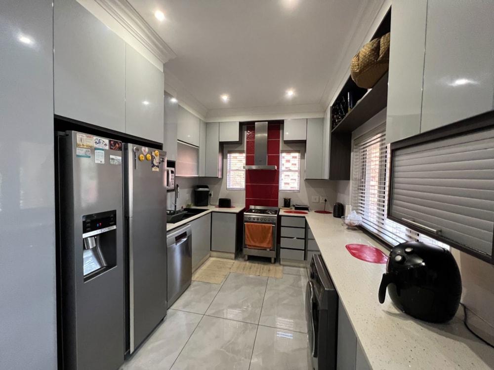 Townhouse for sale in Kindlewood Estate - 1MT1670950