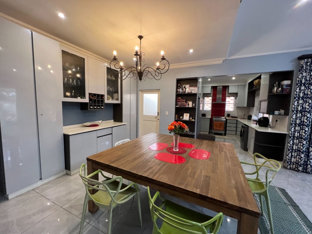 Townhouse for sale in Kindlewood Estate - 1MT1670950