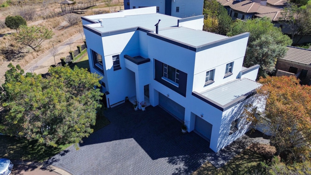 Double-storey house sold in Midstream Estate - CN1670114 Double-storey house sold in Midstream Estate - CN1670114