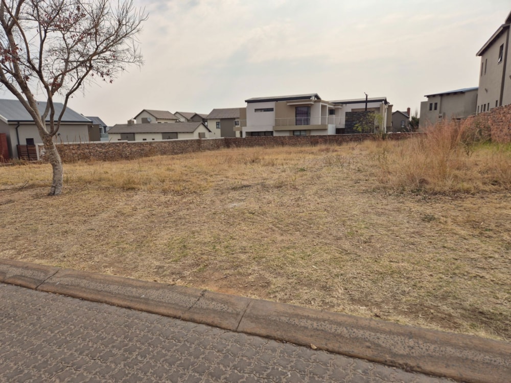 Vacant land for sale in Copperleaf - 1CU1668392