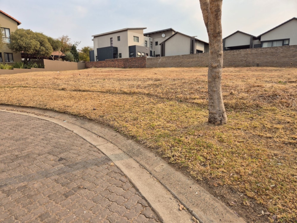 Vacant land for sale in Copperleaf - 1CU1668393