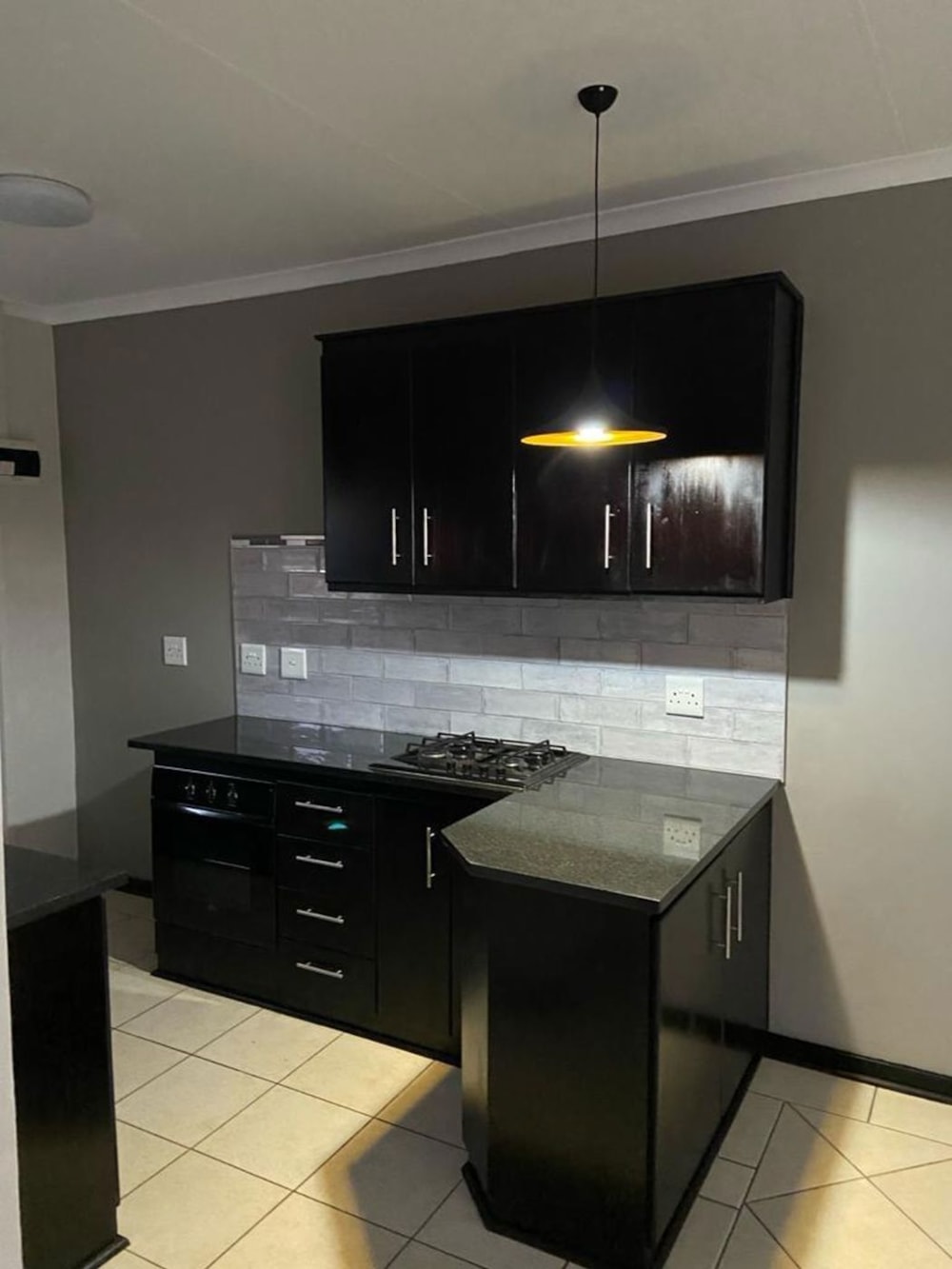 Townhouse for sale in Langenhovenpark - 1BX1673317 Townhouse for sale in Langenhovenpark - 1BX1673317