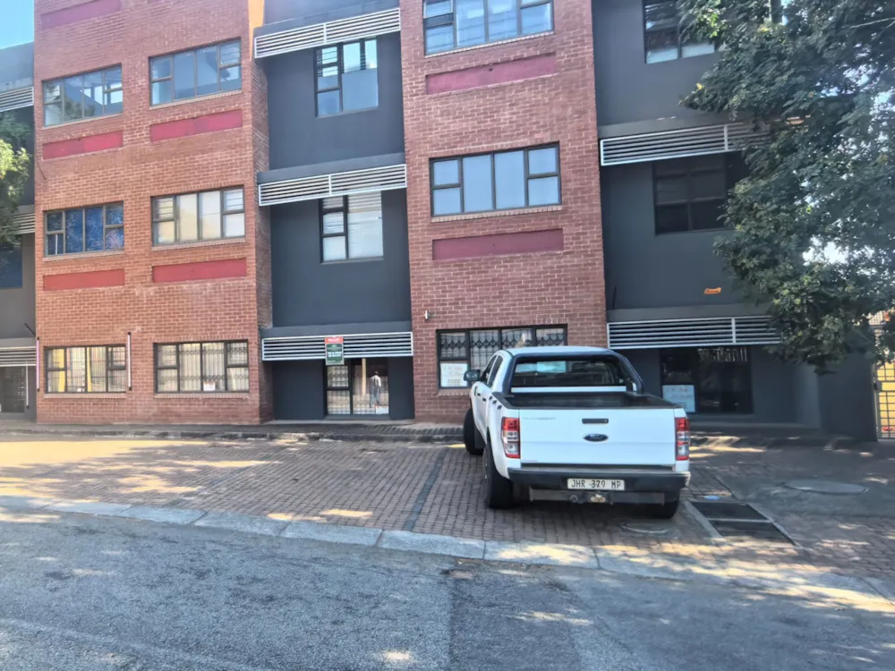 Apartment for sale in Sonheuwel - 1NS1672805 Apartment for sale in Sonheuwel - 1NS1672805