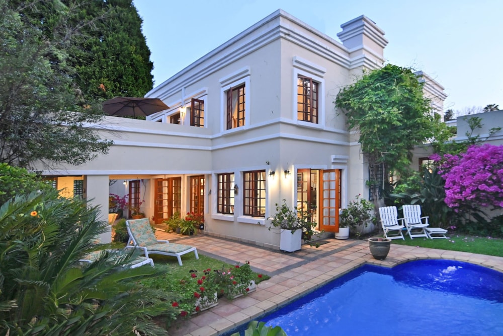 Double-storey cluster for sale in Hyde Park, Sandton - HP1675481 Double-storey cluster for sale in Hyde Park, Sandton - HP1675481