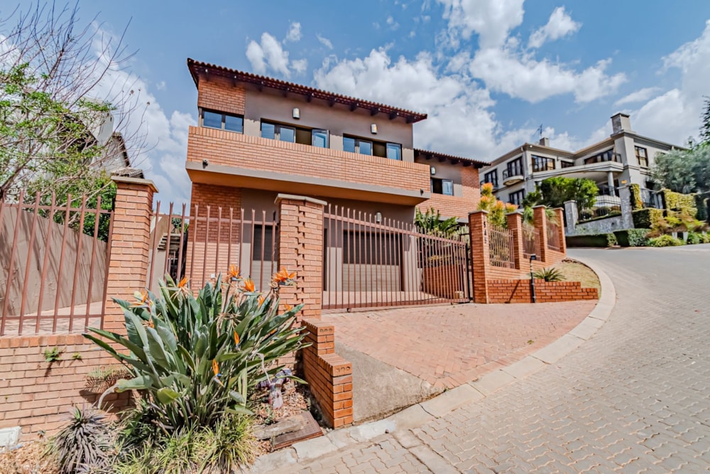 House sold in Waterkloof Ridge - PT1671182 House sold in Waterkloof Ridge - PT1671182