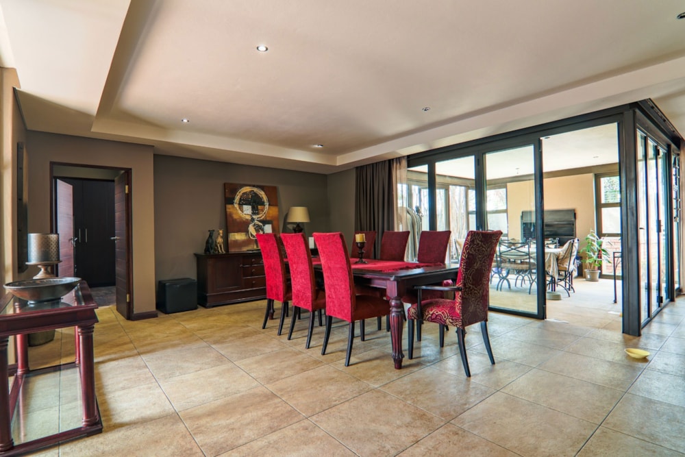 House for sale in Brooklyn, Pretoria East - PT1671771 House for sale in Brooklyn, Pretoria East - PT1671771