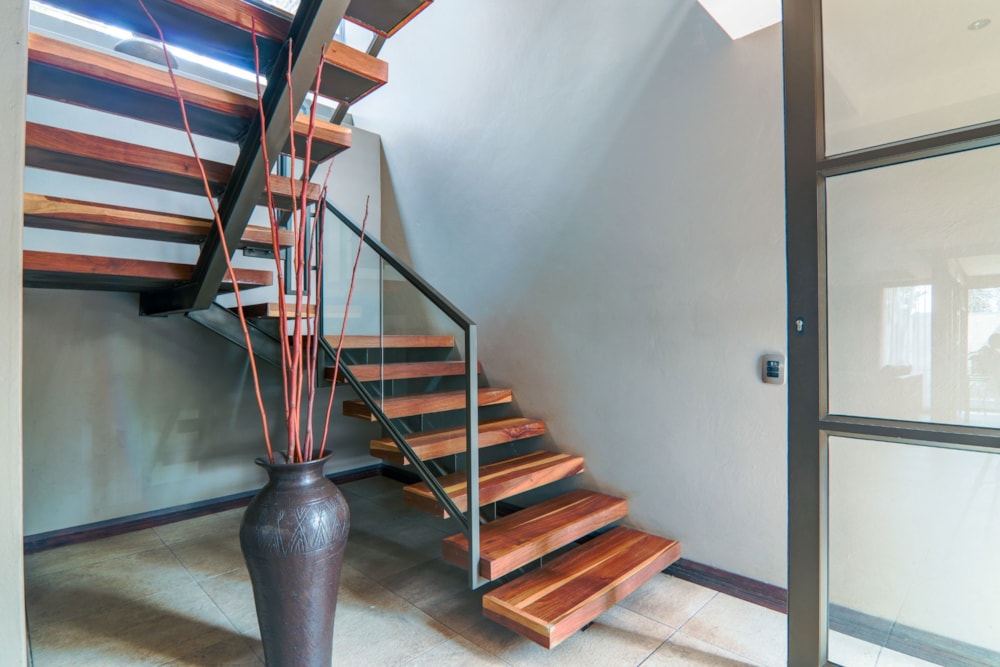 House for sale in Brooklyn, Pretoria East - PT1671771 House for sale in Brooklyn, Pretoria East - PT1671771