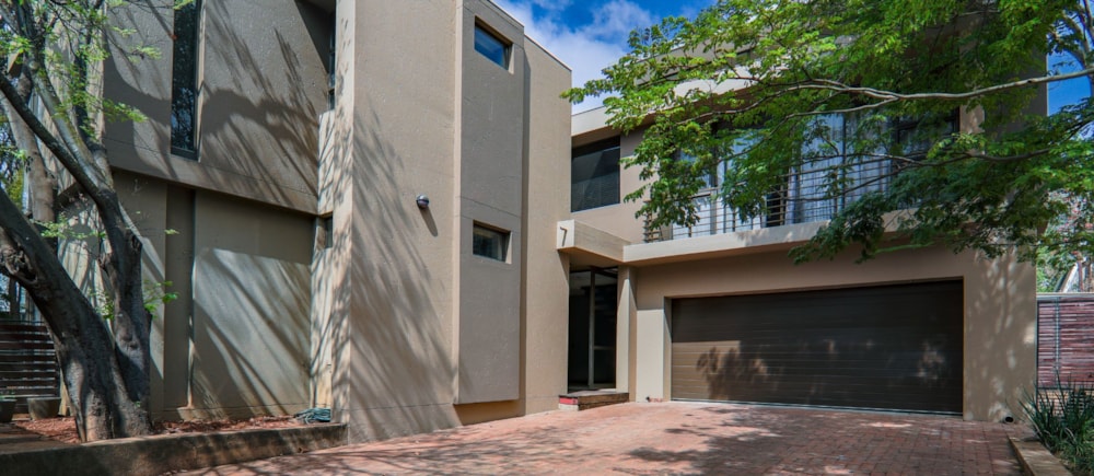 House for sale in Brooklyn, Pretoria East - PT1671771 House for sale in Brooklyn, Pretoria East - PT1671771