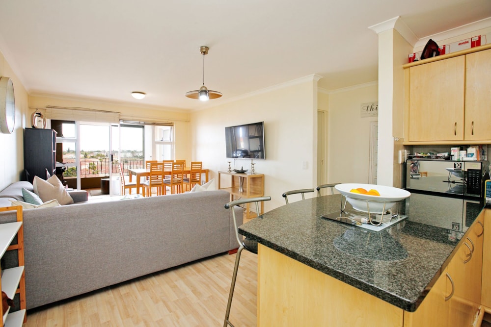 Apartment sold in Century City - 1TV1675512