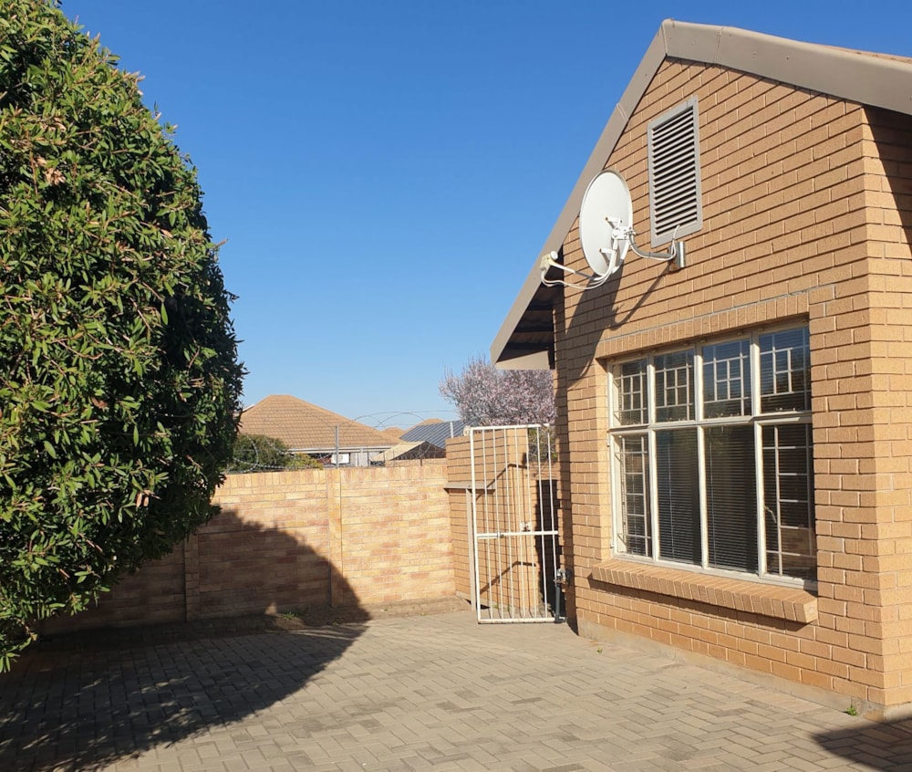 Townhouse sold in Universitas - 1BX1673545 Townhouse sold in Universitas - 1BX1673545