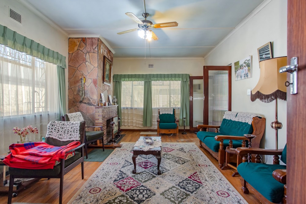 House for sale in Paarl - TK1724291 House for sale in Paarl - TK1724291