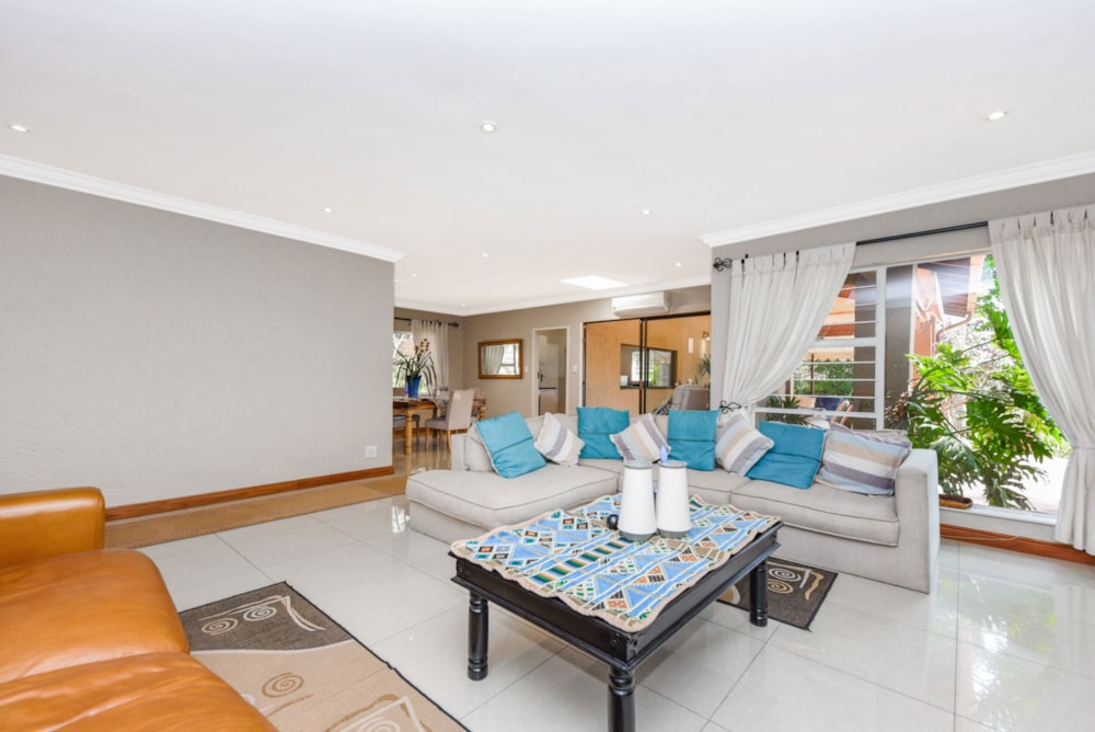 House for sale in Lonehill - FW1675138 House for sale in Lonehill - FW1675138