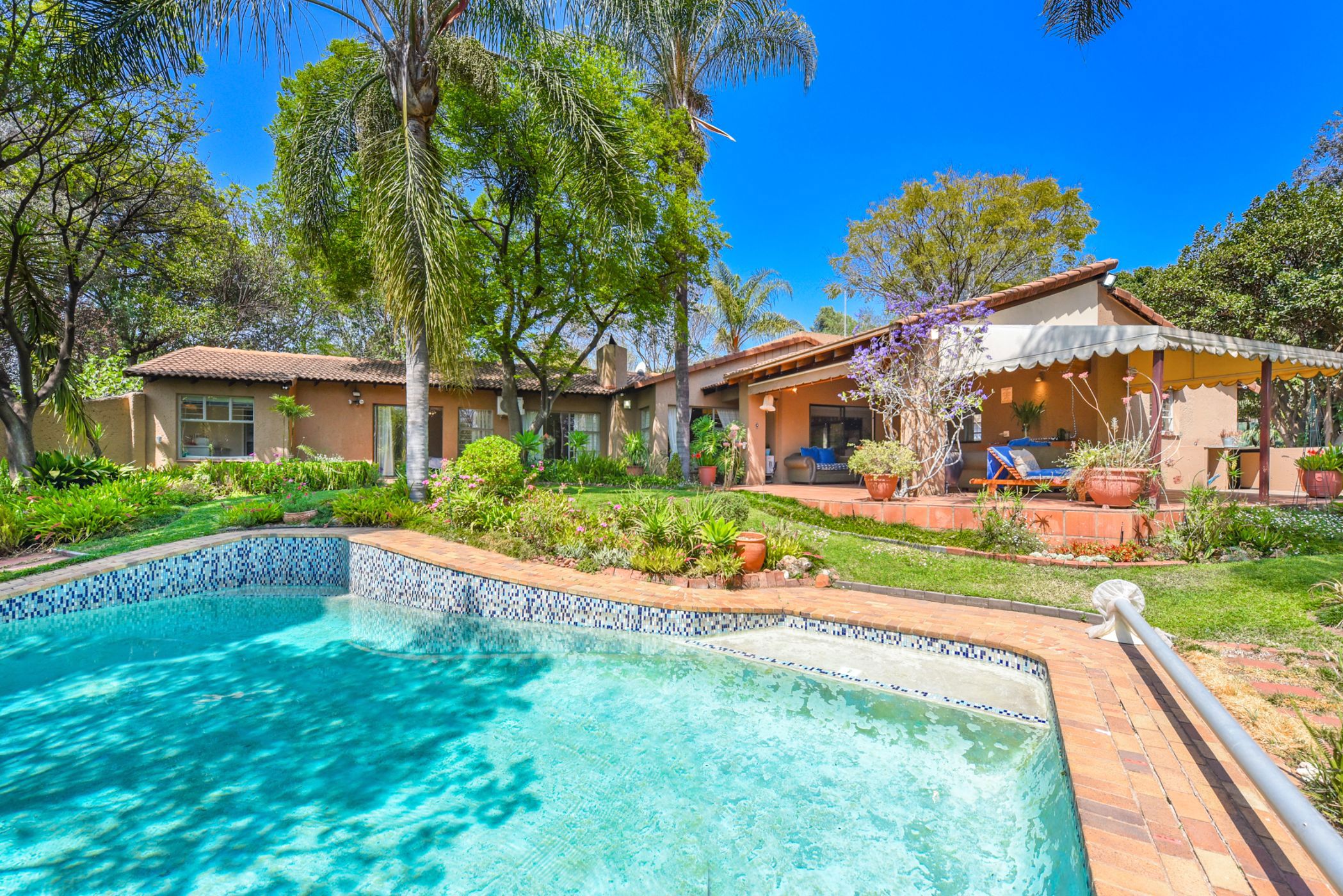 House for sale in Lonehill - FW1675138