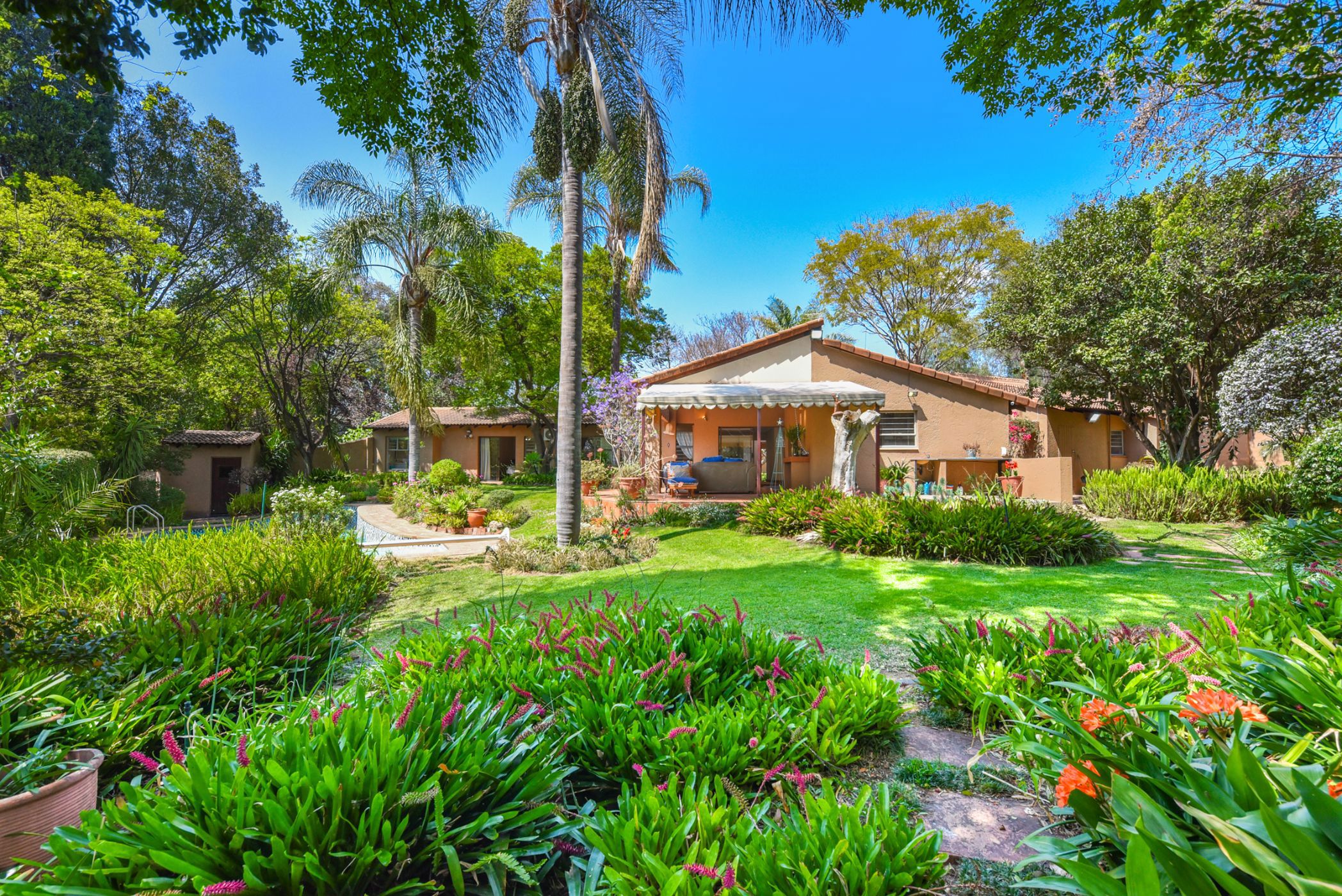 House for sale in Lonehill - FW1675138