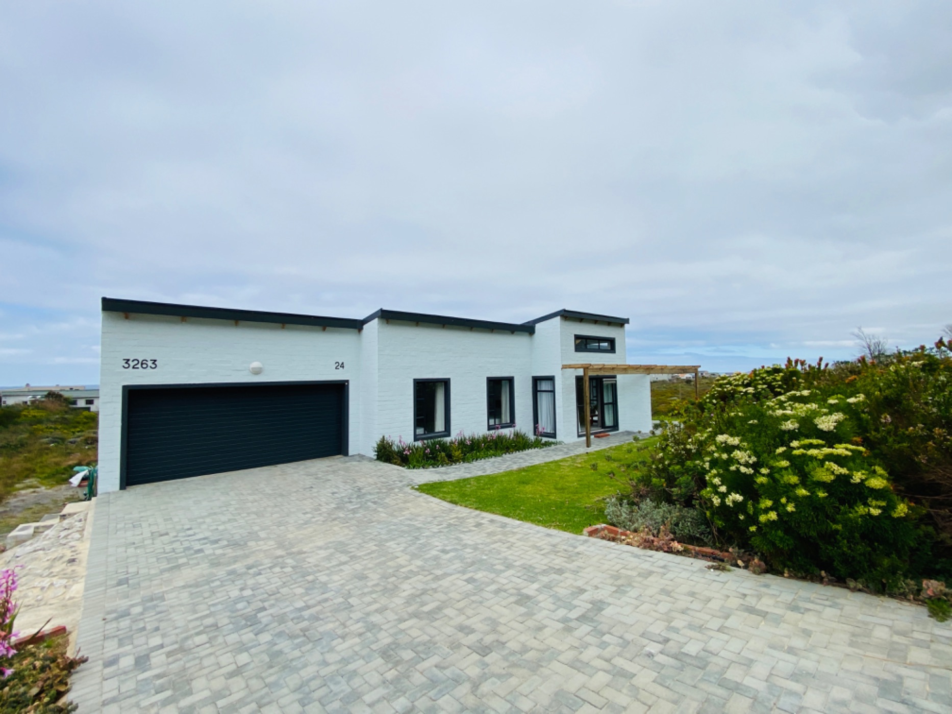House sold in Bettys Bay - KN1675012