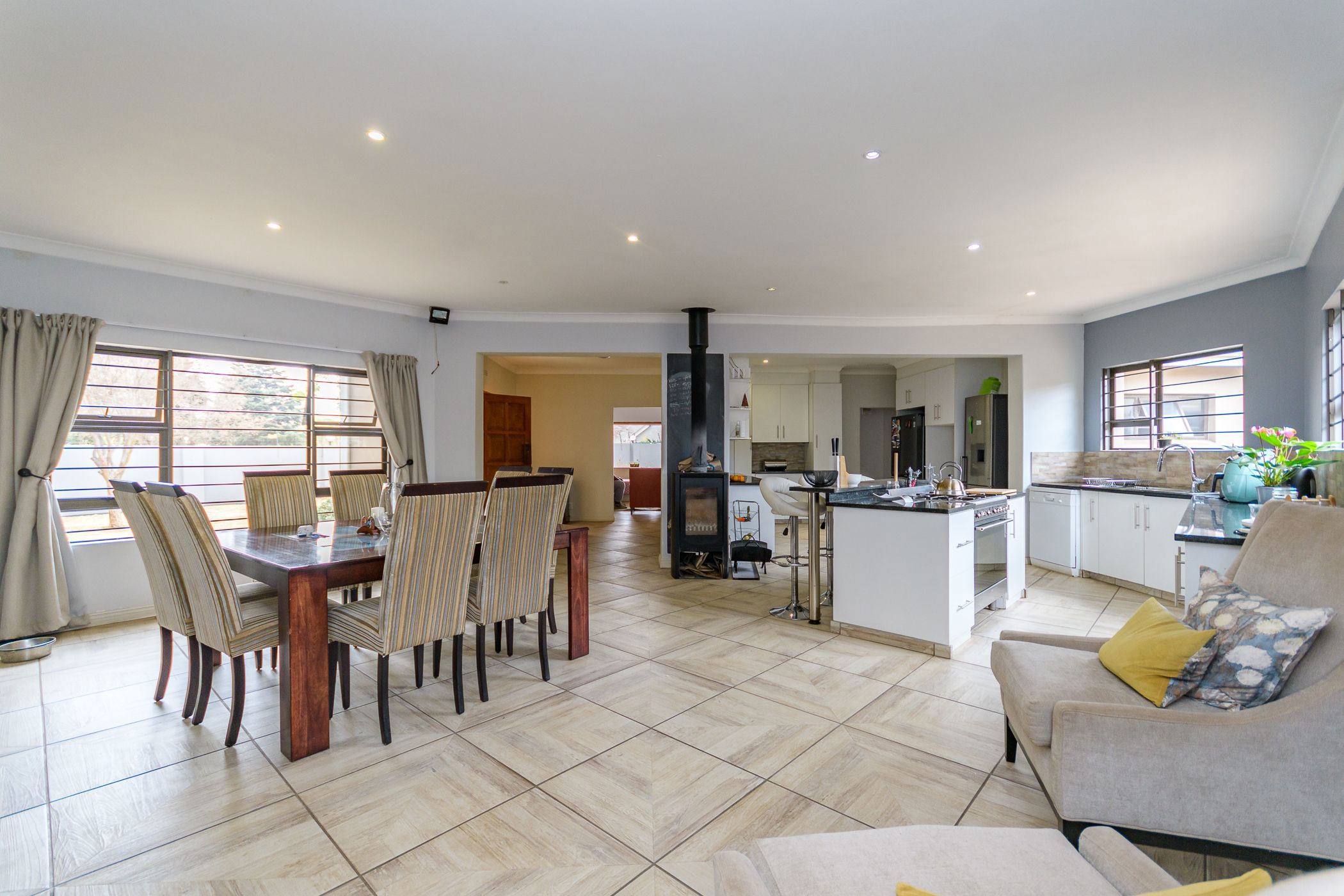 House sold in Parkrand - BOK1672030