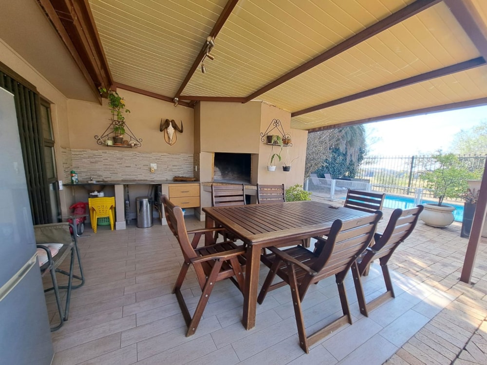 Townhouse for sale in Helicon Heights - 1BX1672008