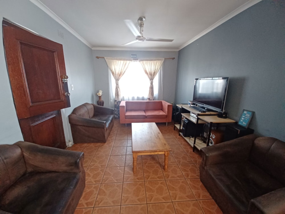 House sold in Rocklands, Mitchells Plain - 1MN1675531 House sold in Rocklands, Mitchells Plain - 1MN1675531