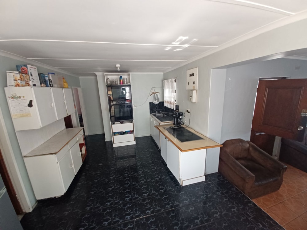 House sold in Rocklands, Mitchells Plain - 1MN1675531 House sold in Rocklands, Mitchells Plain - 1MN1675531