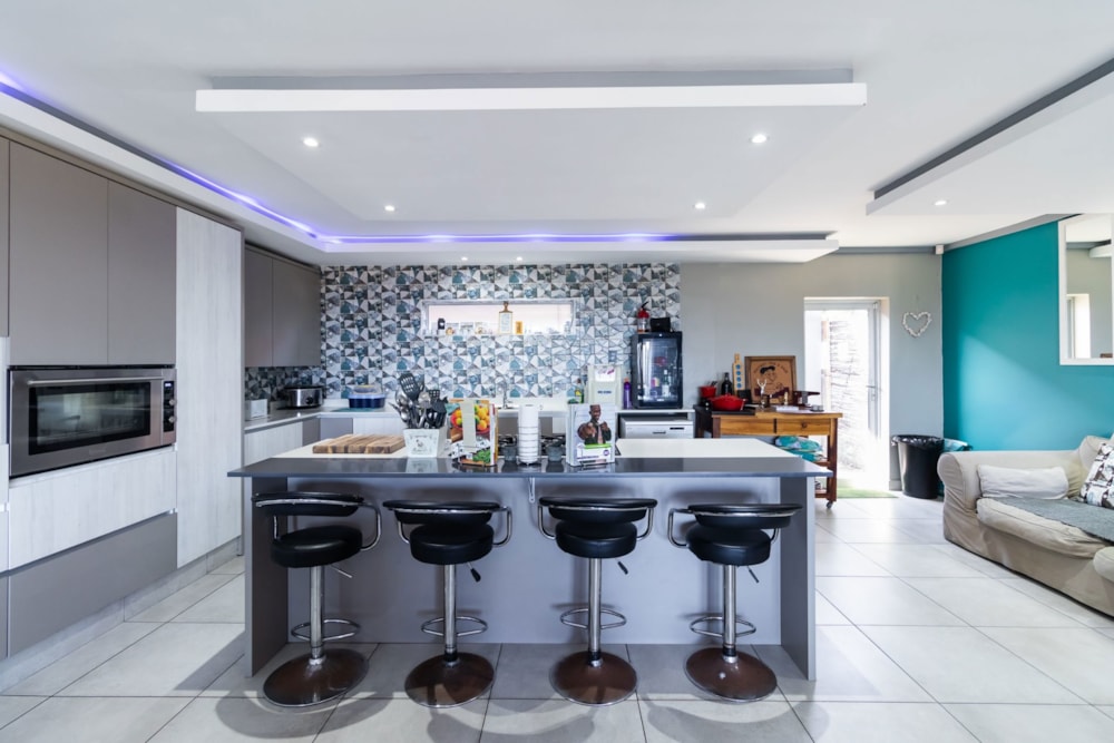 House for sale in Seaview - 1PLZ1672347 House for sale in Seaview - 1PLZ1672347