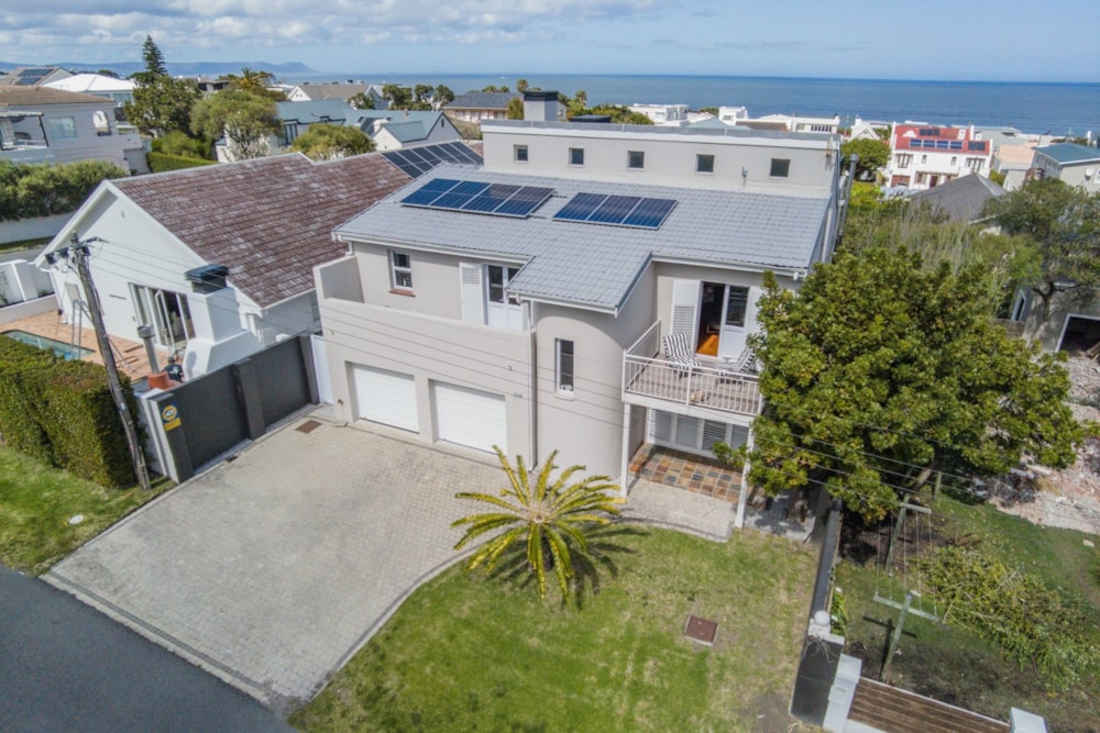 Double-storey house sold in Voelklip - HF1673143 Double-storey house sold in Voelklip - HF1673143