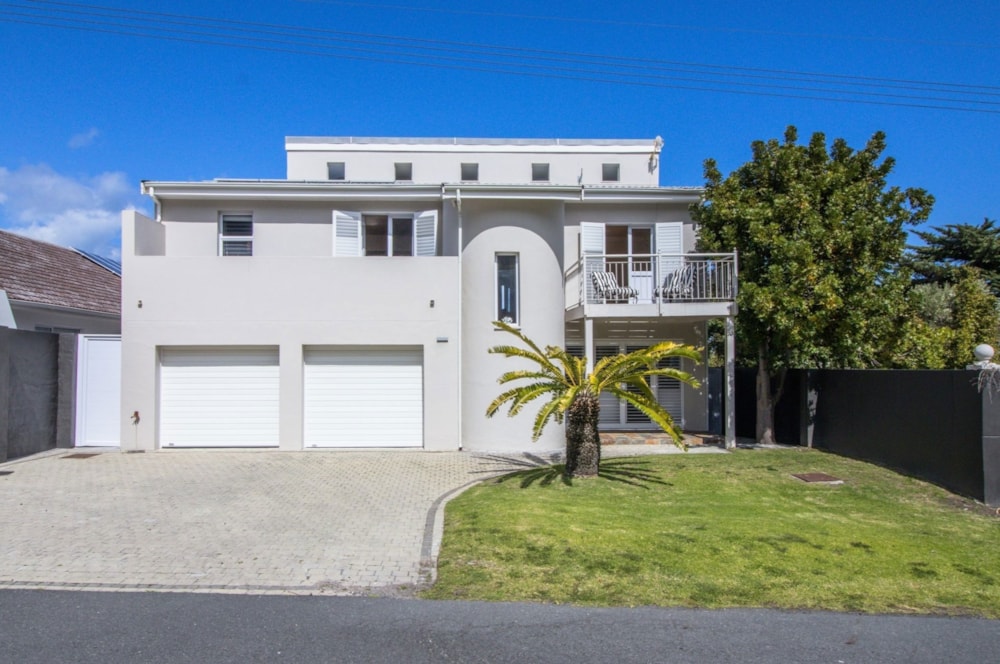 Double-storey house sold in Voelklip - HF1673143 Double-storey house sold in Voelklip - HF1673143