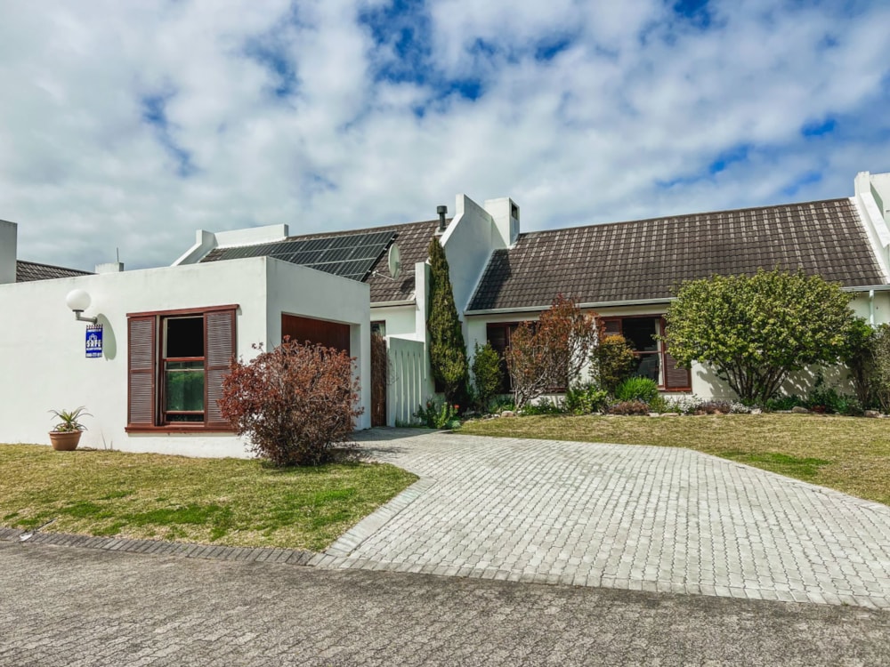 House sold in Eastcliff, Hermanus - HF1667344 House sold in Eastcliff, Hermanus - HF1667344