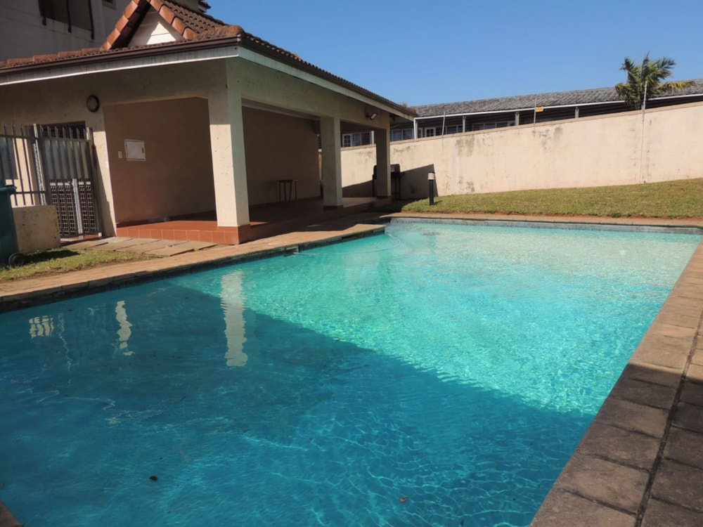 Apartment for sale in Illovo Beach - 1WB1671854 Apartment for sale in Illovo Beach - 1WB1671854