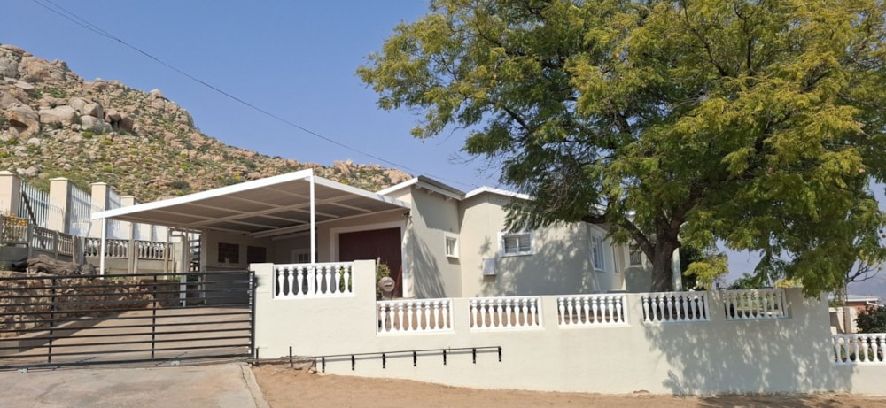 House for sale in Springbok - 1NA1710683