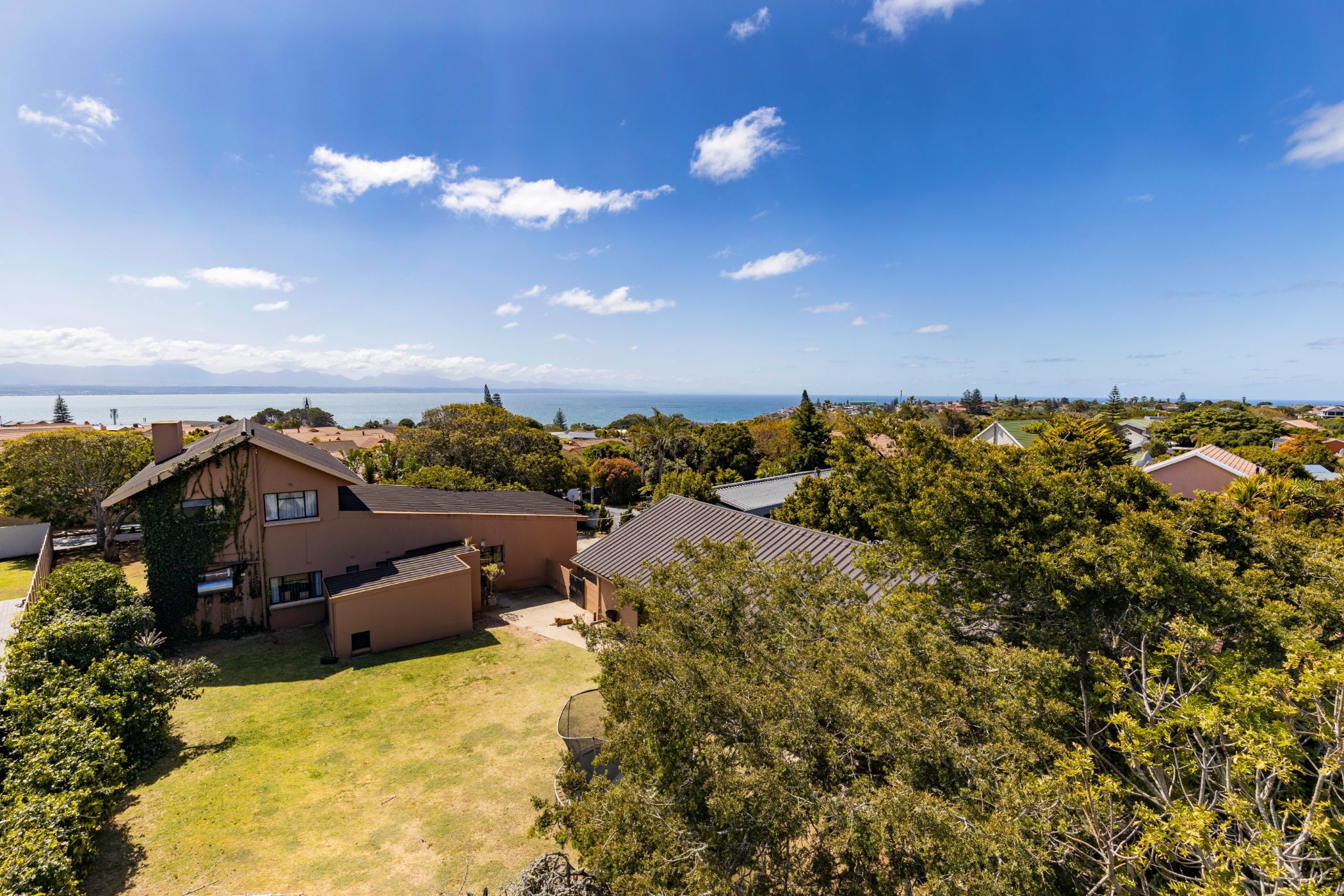 House for sale in Mossel Bay Central - 1MB1706628