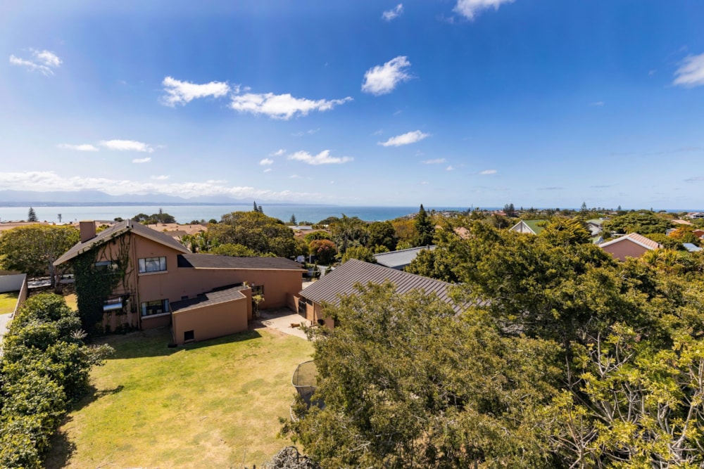 House for sale in Mossel Bay Central - 1MB1706628 House for sale in Mossel Bay Central - 1MB1706628