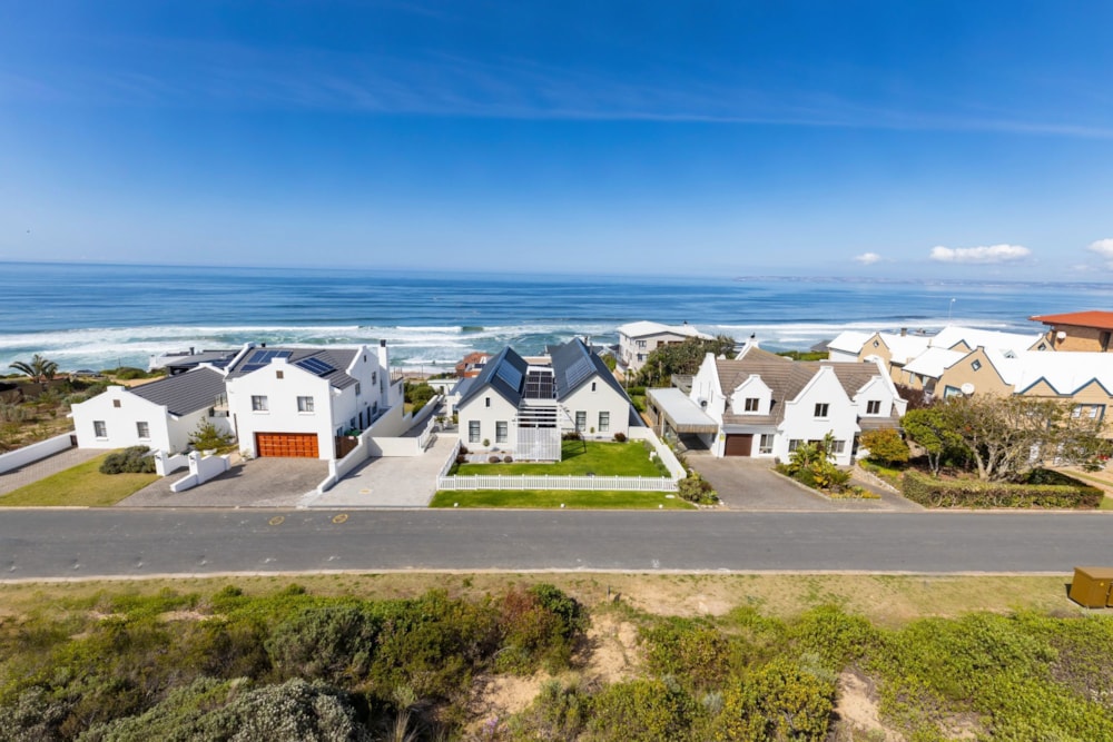 Residential vacant land for sale in Hersham - 1MB1675397 Residential vacant land for sale in Hersham - 1MB1675397