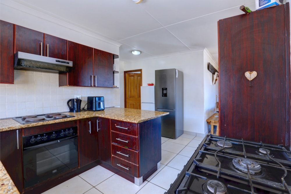 House for sale in Seemeeupark, Hartenbos - 1MB1671911 House for sale in Seemeeupark, Hartenbos - 1MB1671911