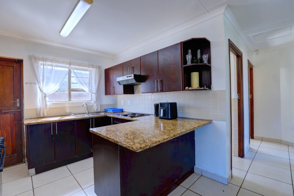 House for sale in Seemeeupark, Hartenbos - 1MB1671911 House for sale in Seemeeupark, Hartenbos - 1MB1671911