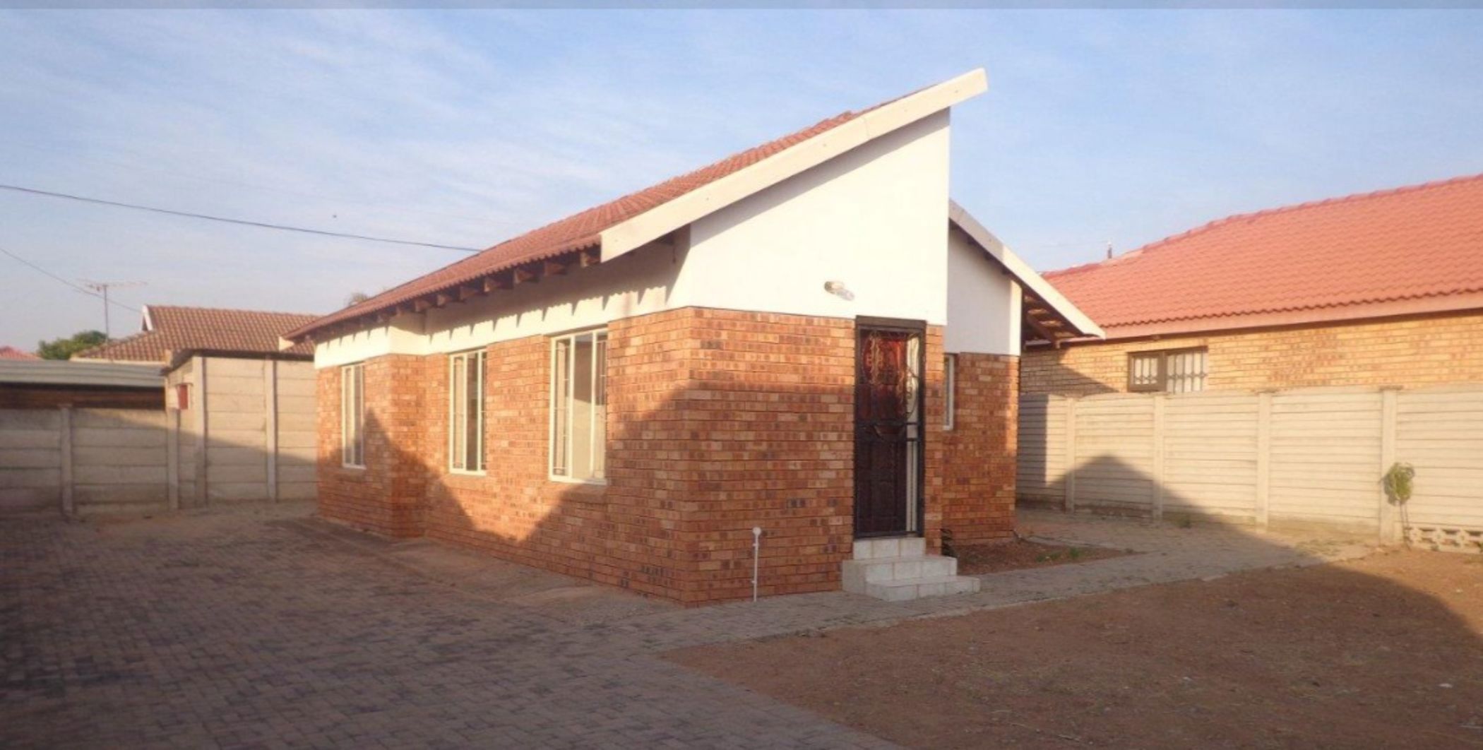 House for sale in Bendor Park - 1PS1716023