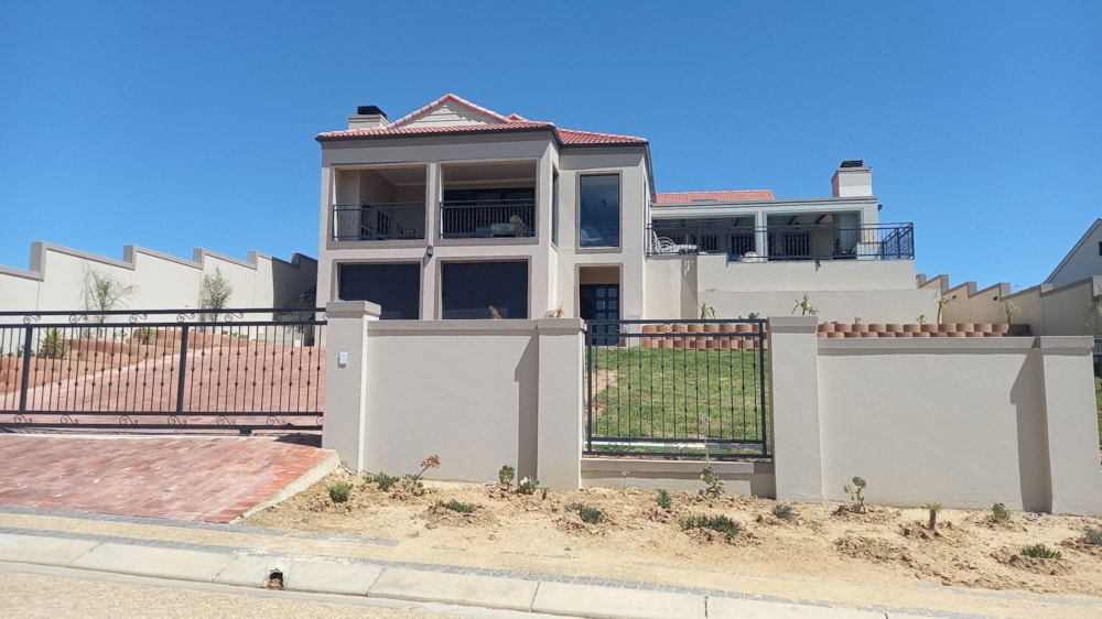 House to rent in Mount Royal Golf & Country Estate - 1SJ1710470 House to rent in Mount Royal Golf & Country Estate - 1SJ1710470