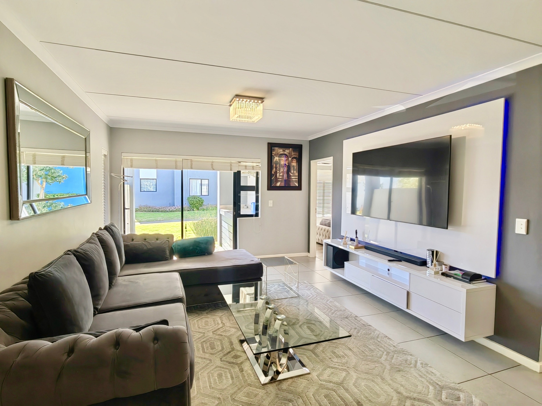 Apartment sold in Burgundy Estate - 1PLA1674673