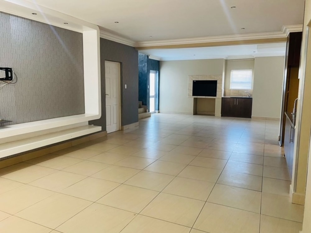 Townhouse for sale in Shellyvale - 1BX1672090