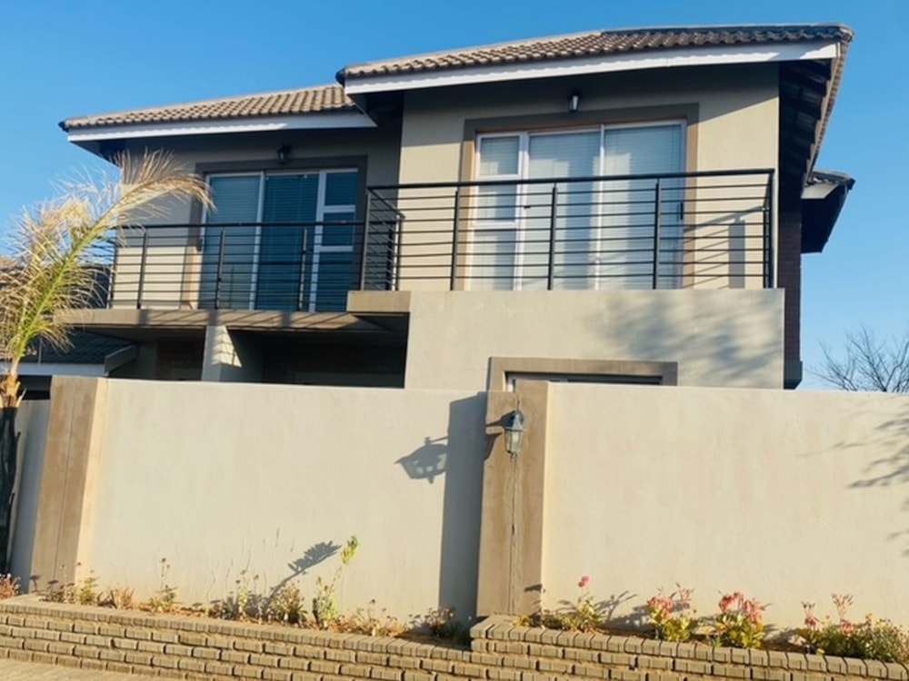 Townhouse for sale in Shellyvale - 1BX1672090