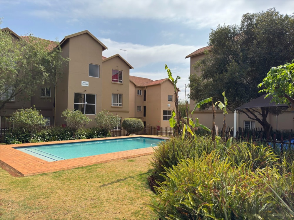 Apartment for sale in Kempton Park - KTP1674959 Apartment for sale in Kempton Park - KTP1674959