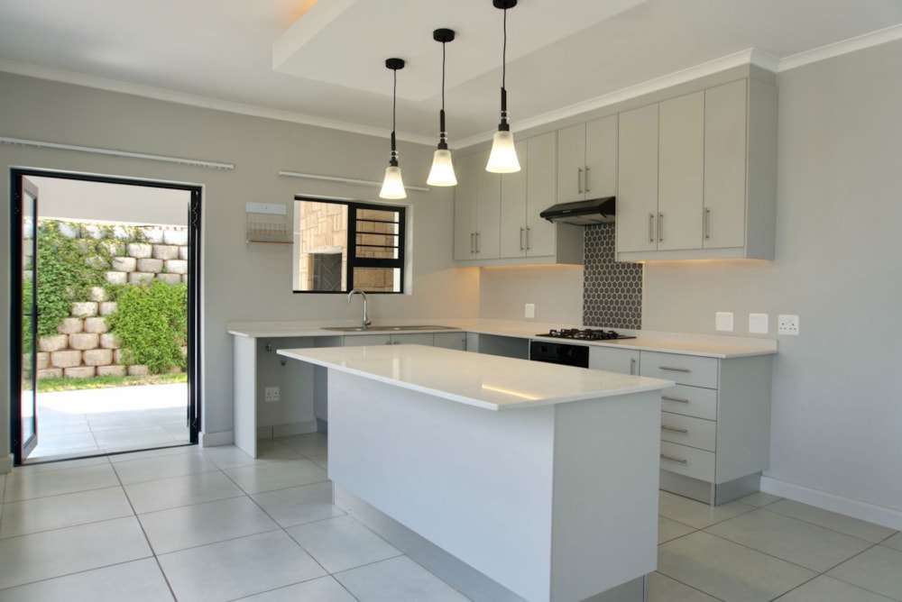 Security estate home for sale in Sedgefield - 1SH1669804 Security estate home for sale in Sedgefield - 1SH1669804