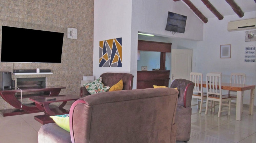 House for sale in Brackendowns - 1AB1672952