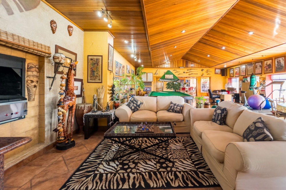 Penthouse apartment for sale in New Redruth - 1AB1673390 Penthouse apartment for sale in New Redruth - 1AB1673390